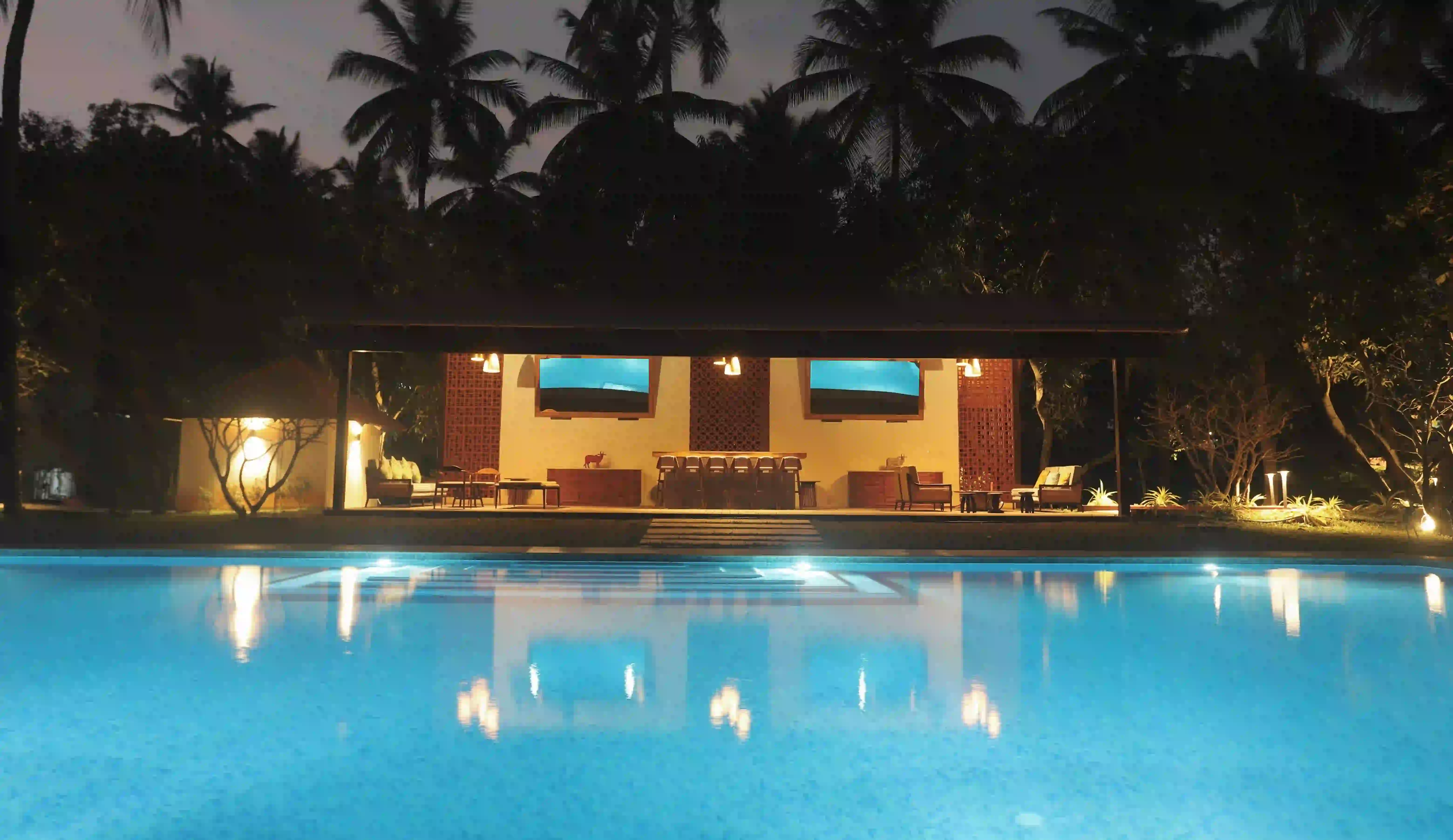 pool